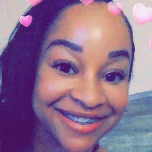 Meet your Posher, Daniece